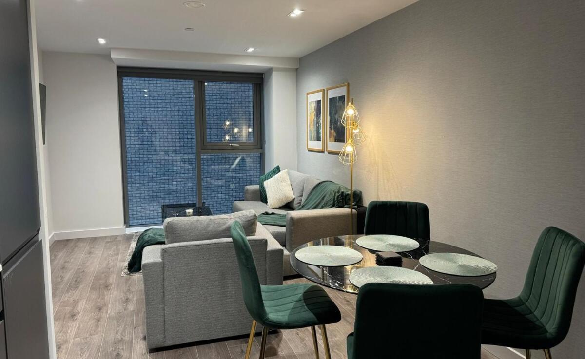 Modern 2-Bedroom Apartment In Heart Of Liverpool Zewnętrze zdjęcie
